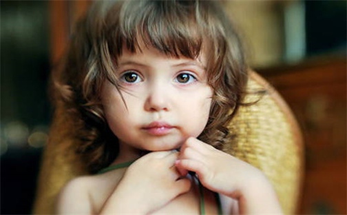 黄姓稳重大气的男生名字